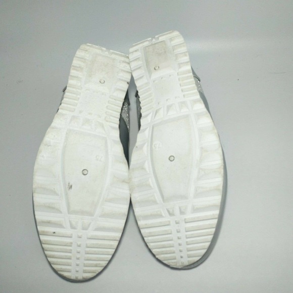 Twisted Slip in & Step Out Glitter Silver / Black Ladies Shoe Size 7.5 - Picture 10 of 10